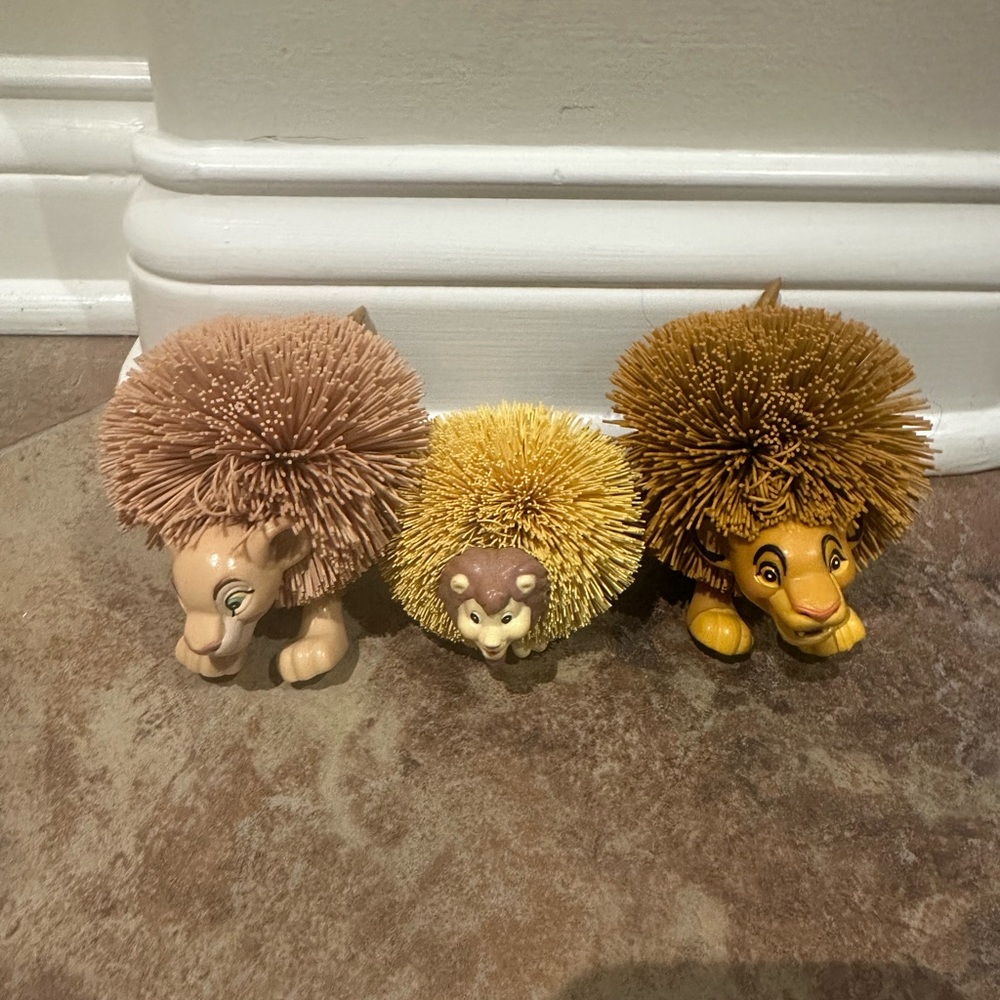 Vintage Lion King Koosh balls